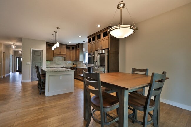 Building Photo - Gorgeous 3 Bedroom Home in Edwardsville