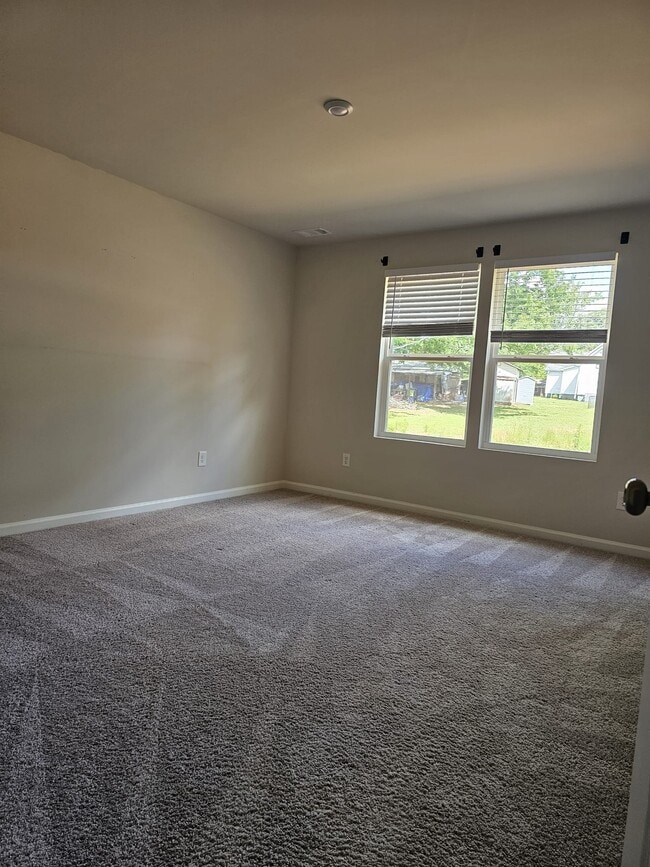 Building Photo - 4071 Garrison Ln