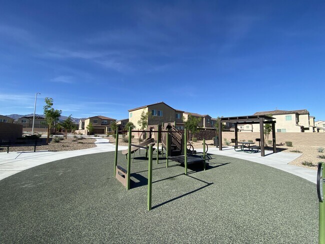 Building Photo - 2212 Stone Well Rd