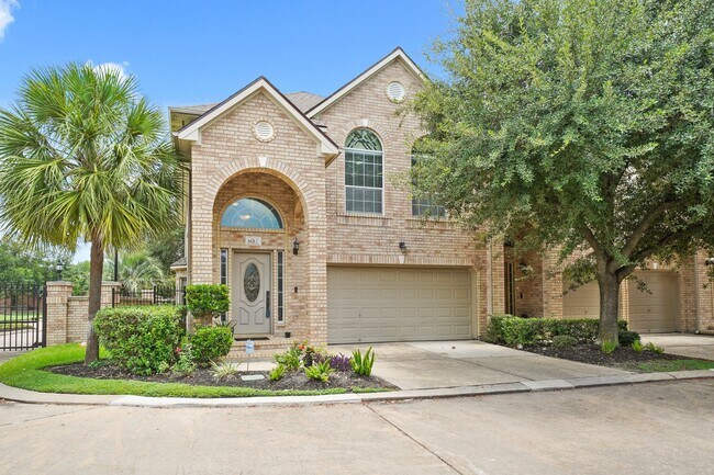 Primary Photo - 6426 E Linpar Ct