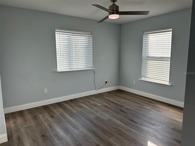 Building Photo - 7119 Fair Ln