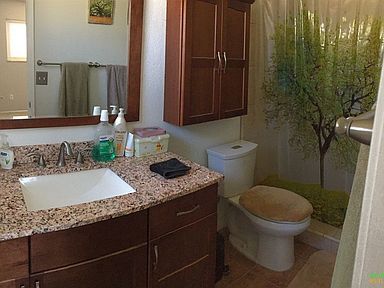 Masterbath - 1630 Ionian St