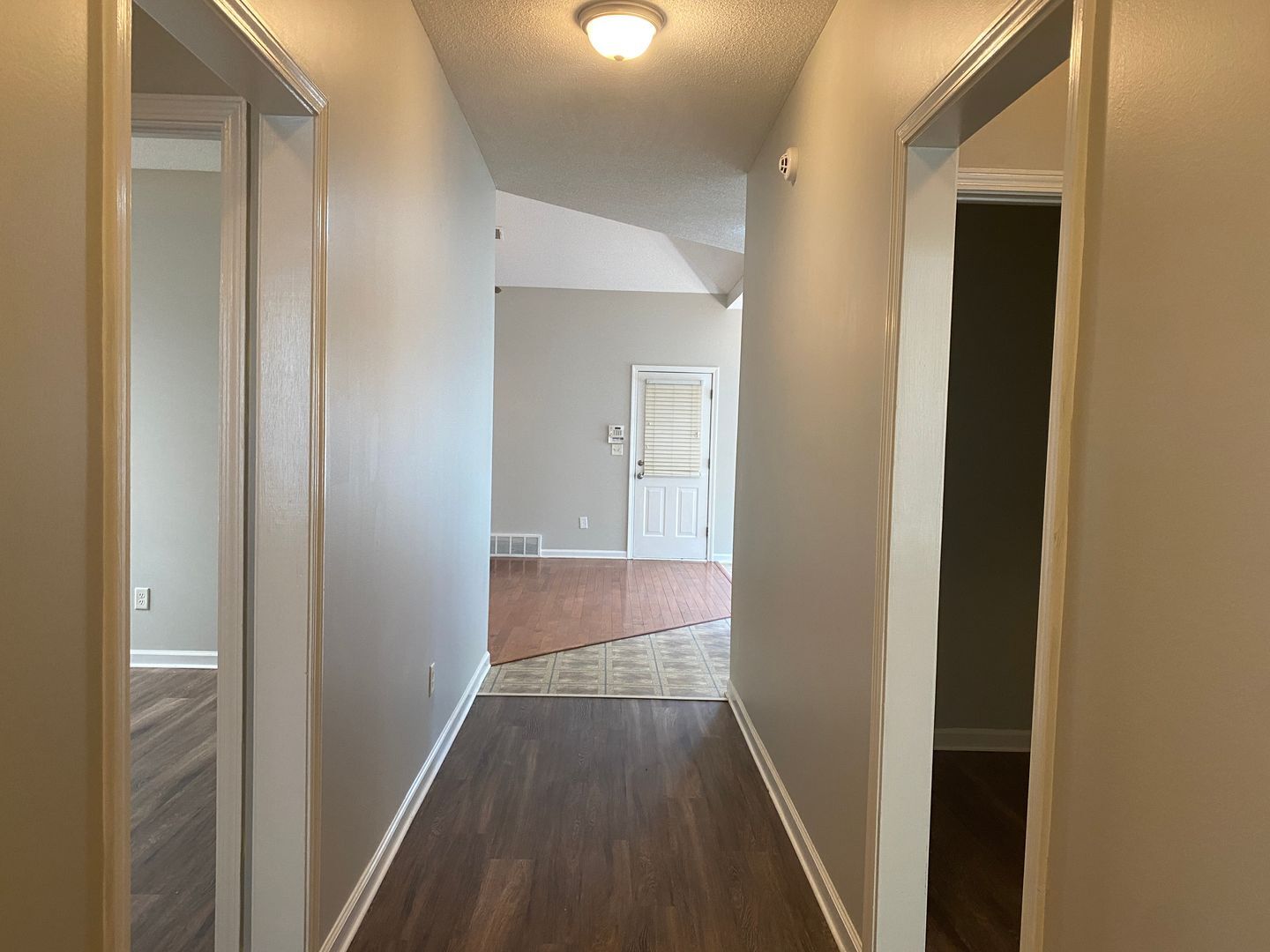 Building Photo - 9112 Cinderhill Cove W