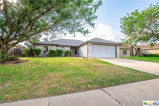 Primary Photo - 3407 Solomon Dr