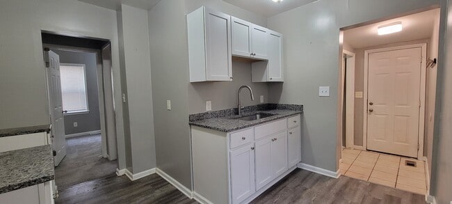 Building Photo - 8057 Meadow Ave