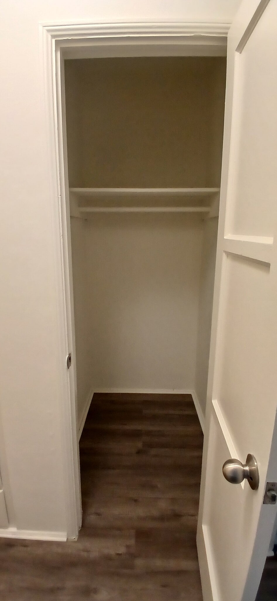 Hallway Closet - 1728 N Hollywood Way