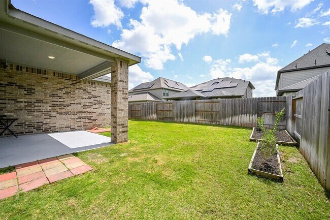 Building Photo - 9222 Dearborn Knoll Dr