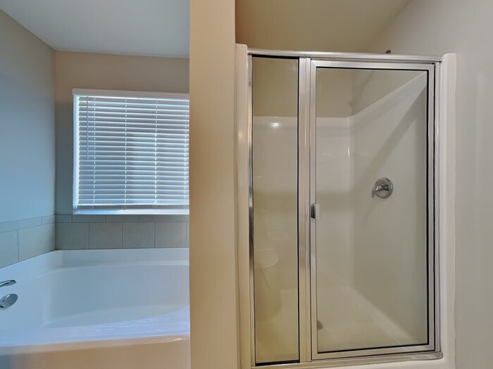 Building Photo - 3221 Emerald Ridge Ct