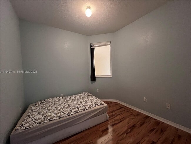 Building Photo - 10885 NW 89th Terrace