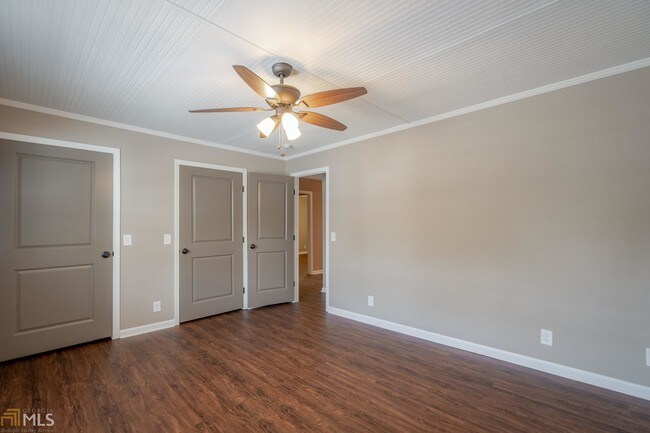 Building Photo - 220 Alcovy St