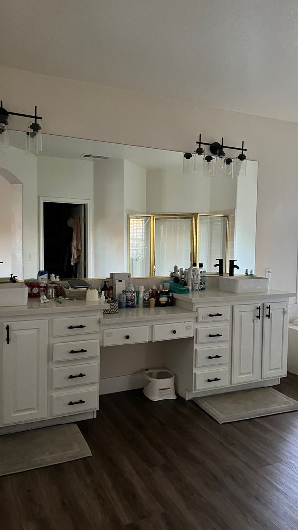 Building Photo - Stunning Fully Remodeled Luxury Home in Peccole Ranch