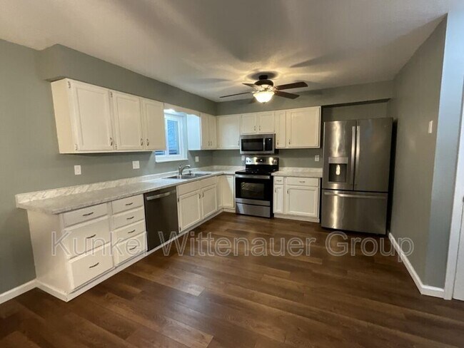 Building Photo - 1632 Progress Ln