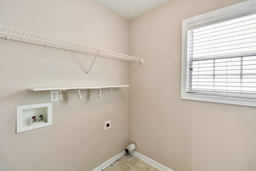 Building Photo - 1461 Beckley Pointe