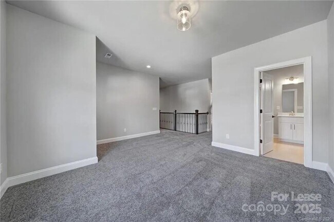 Building Photo - 2603 Bridle Brook Way