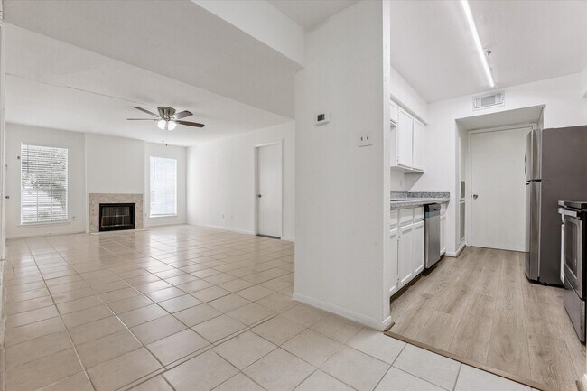 Building Photo - 6606 De Moss Dr