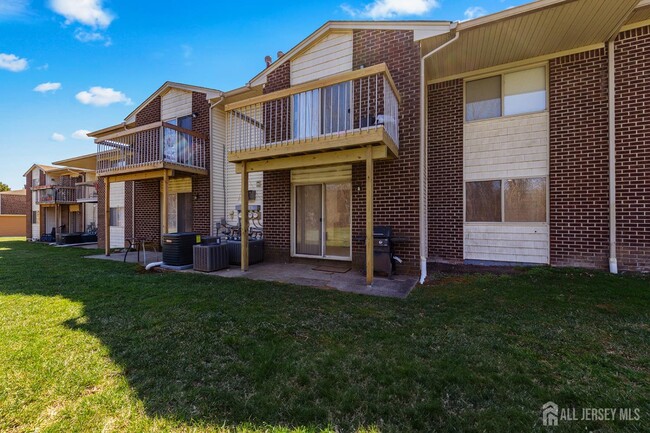 Building Photo - 1807 Muriel Ct