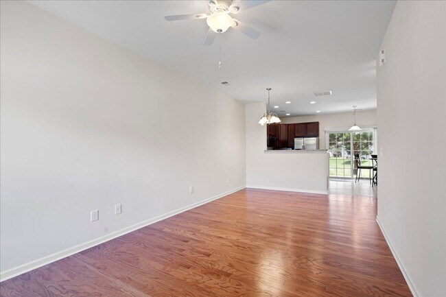 Building Photo - 10312 Cloyne Ct