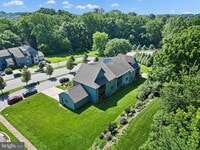 Building Photo - 109 Foxfire Dr