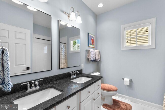 Building Photo - 4012 Belgrave Cir