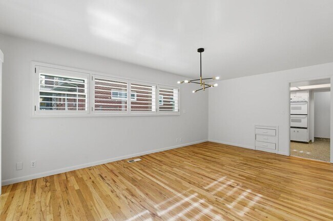 Building Photo - 4070 College Dr