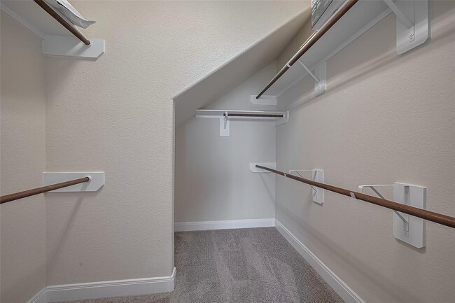 Building Photo - 2706 Topaz Cove Ln