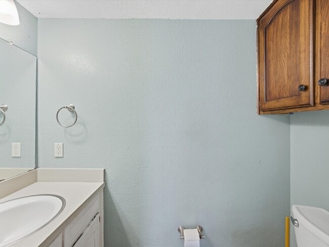 Building Photo - 7419 Lemonwood Ln