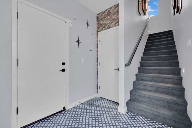 Building Photo - Newer West Summerlin Home With Pool, Spa a...