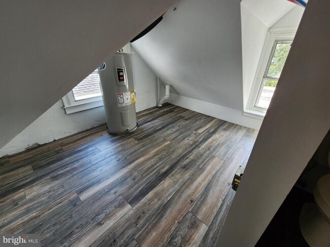 Building Photo - 1908 Darby Rd