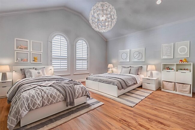 Building Photo - 5410 Valerie St