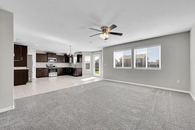 Building Photo - $2,350.00, 3 bed, 2.5 bath located in Peyt...