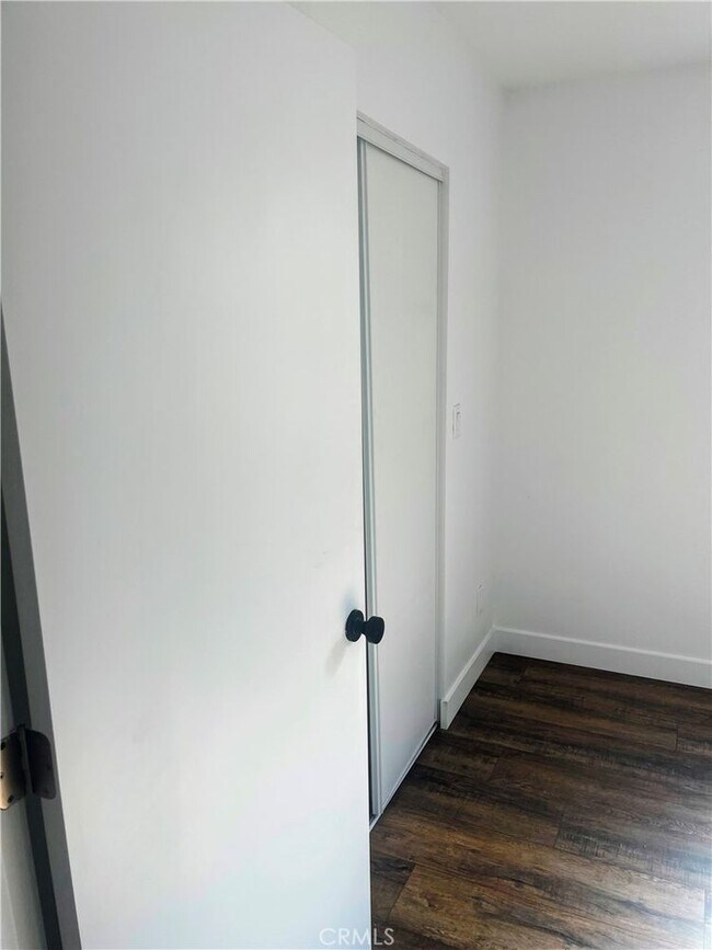 Building Photo - 1807 S Gramercy Pl