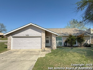Building Photo - 7401 Oak Marsh St