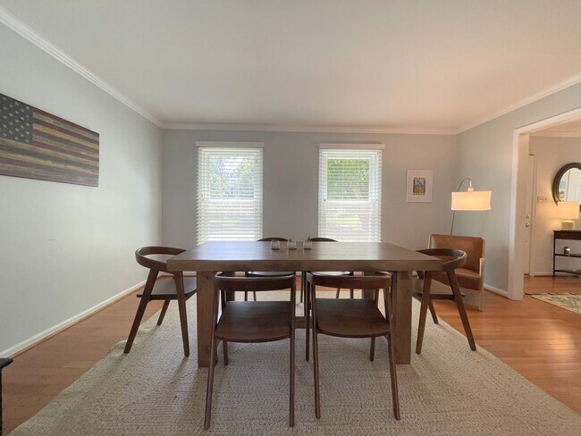 Building Photo - Leesburg Country Club 4 Bed 3.5 Bath SFH For Rent!