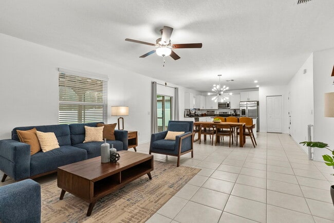 Building Photo - 1742 Red Loop