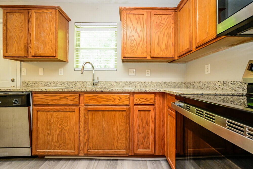 Building Photo - 2059 Oak Terrace Dr SE
