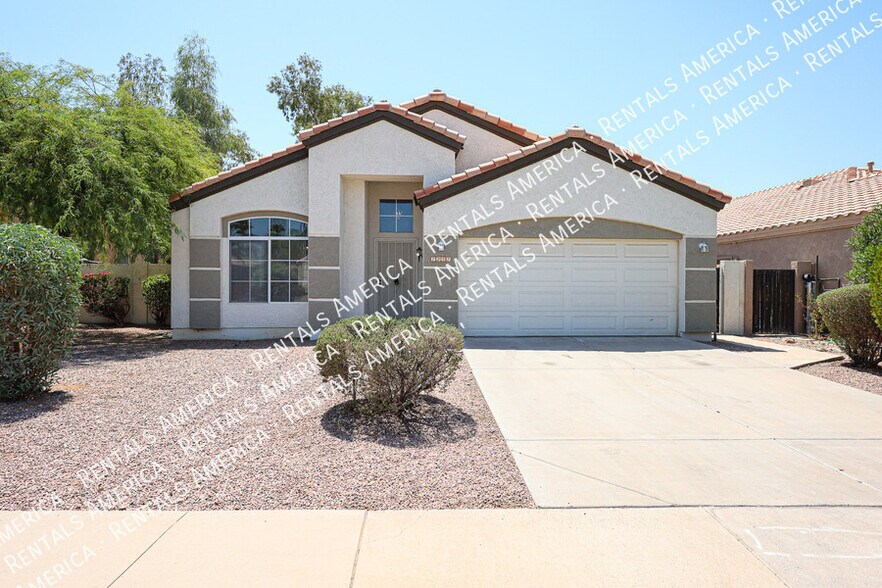 Primary Photo - 7257 E Lakeview Ave