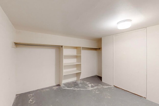 Building Photo - Charming 3 bedroom, 2 bath home in Central El Paso! Special No admin fee, $29 application fee!
