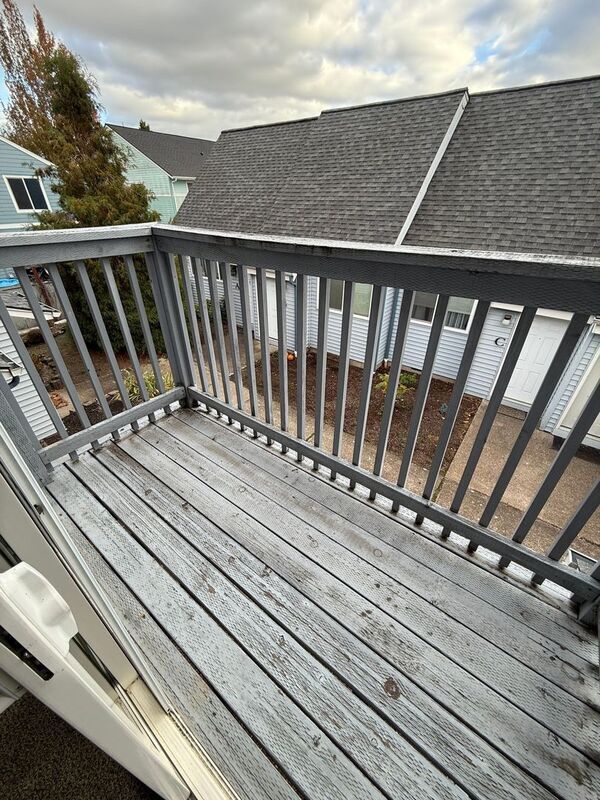 Building Photo - 2501 SW Pickford St