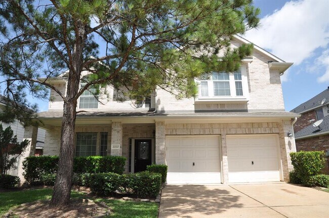 Primary Photo - 2222 Drake Falls Dr