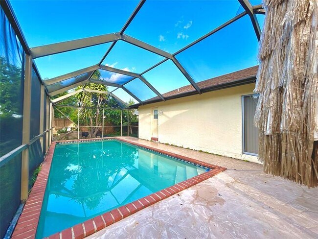 Building Photo - 8948 SW 18th Rd