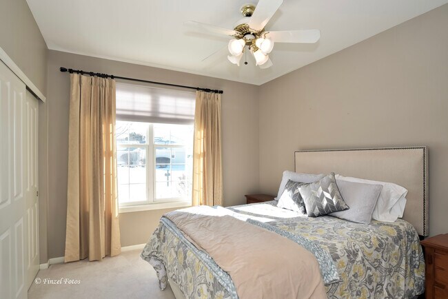 Building Photo - 13060 Drendel Rd