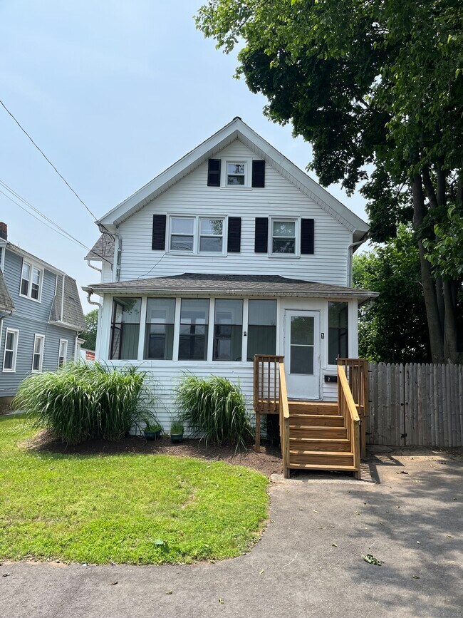 Primary Photo - 7 Southard Ct