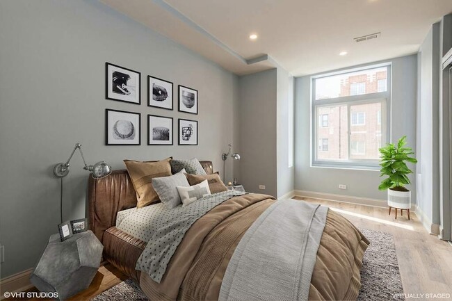 Building Photo - 1446 W Irving Park Rd