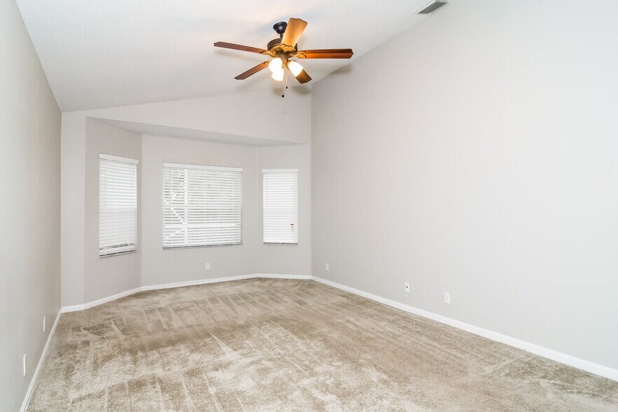 Building Photo - 23410 Serene Meadow Dr S