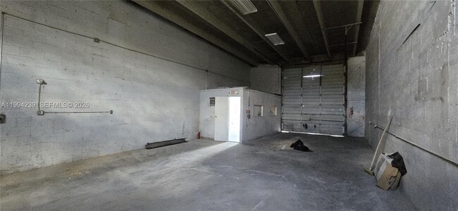 Building Photo - 1824 Monroe St