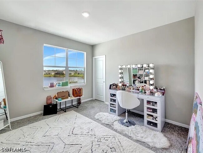 Building Photo - 43837 Cattleman Dr