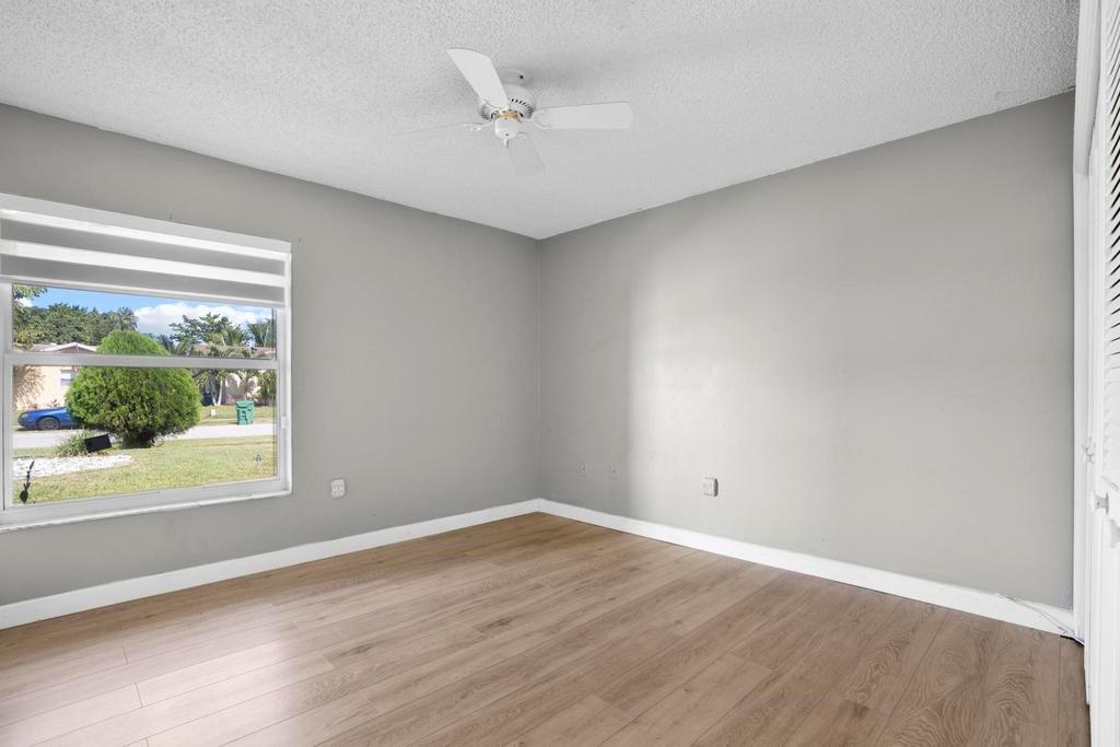 Building Photo - 8050 NW 47th Ct