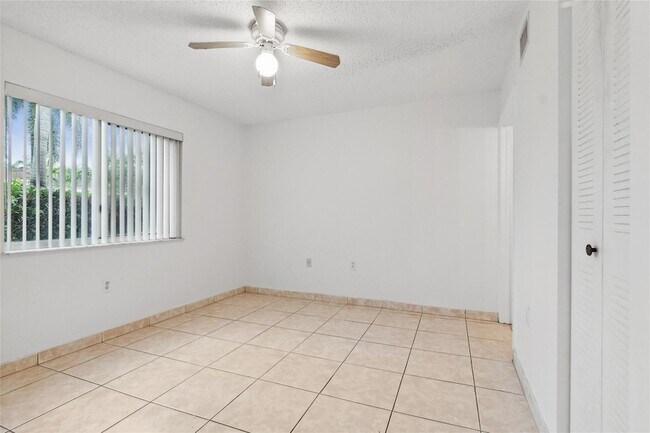 Building Photo - 2173 NW 78th Ave