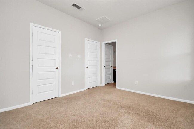 Building Photo - 5214 Alden Springs Blvd