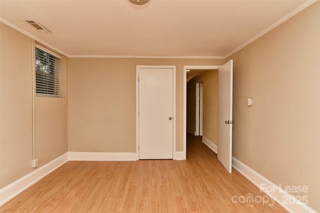Building Photo - 1215 Sewickley Dr